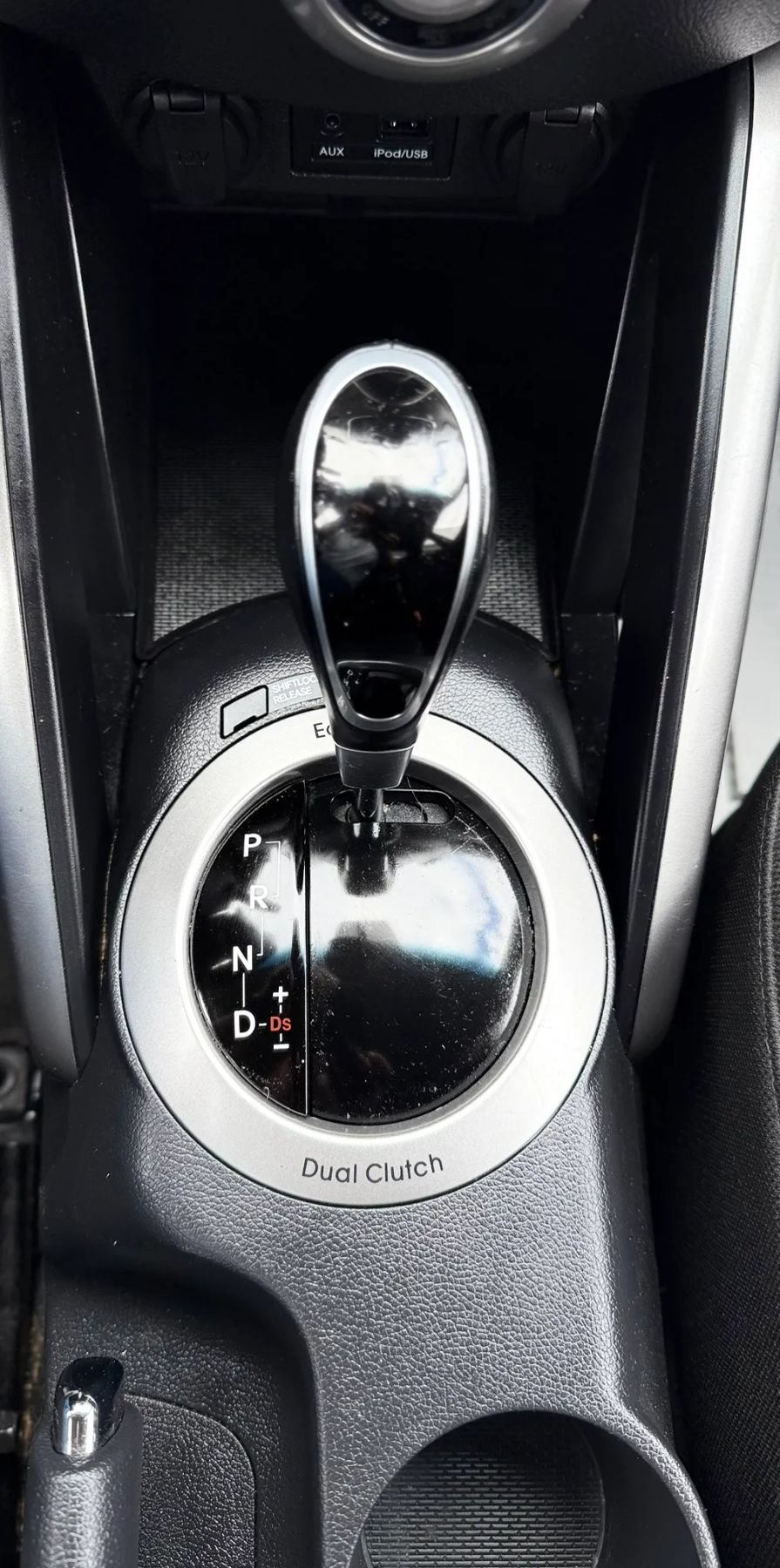 Used 2013 Hyundai Veloster RE:MIX Edition FWD image 18