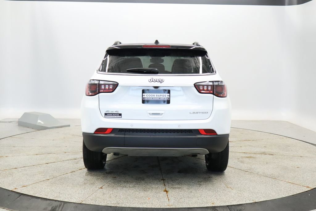 Used 2024 Jeep Compass Limited AWD/4WD image 4
