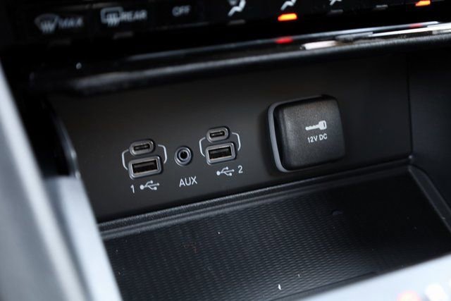 New 2025 Jeep Grand Cherokee Laredo image 19