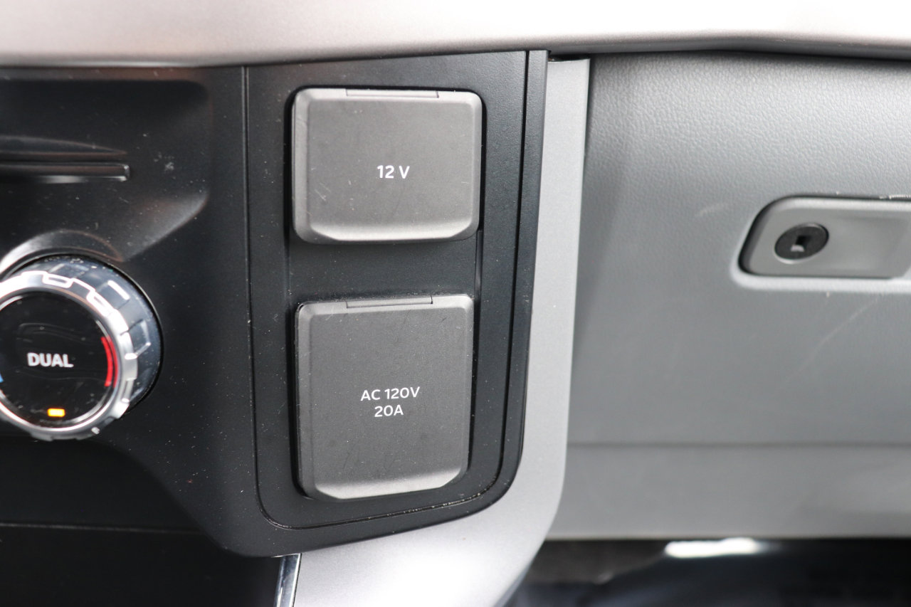 Used 2024 Ford F150 XLT w/ Mobile Office Package image 44