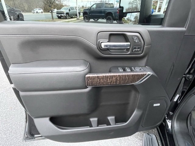 Used 2023 GMC Sierra 3500 Denali image 32