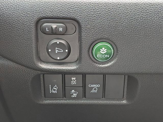Used 2025 Honda Ridgeline Sport image 18
