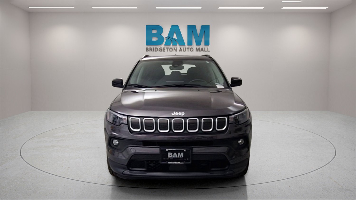 Used 2022 Jeep Compass Latitude image 3