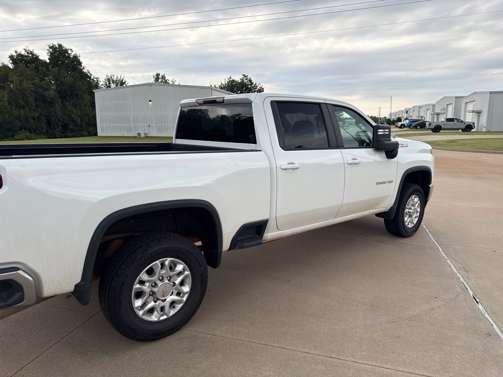 Used 2021 Chevrolet Silverado 2500 LT w/ All Star Edition AWD/4WD image 6