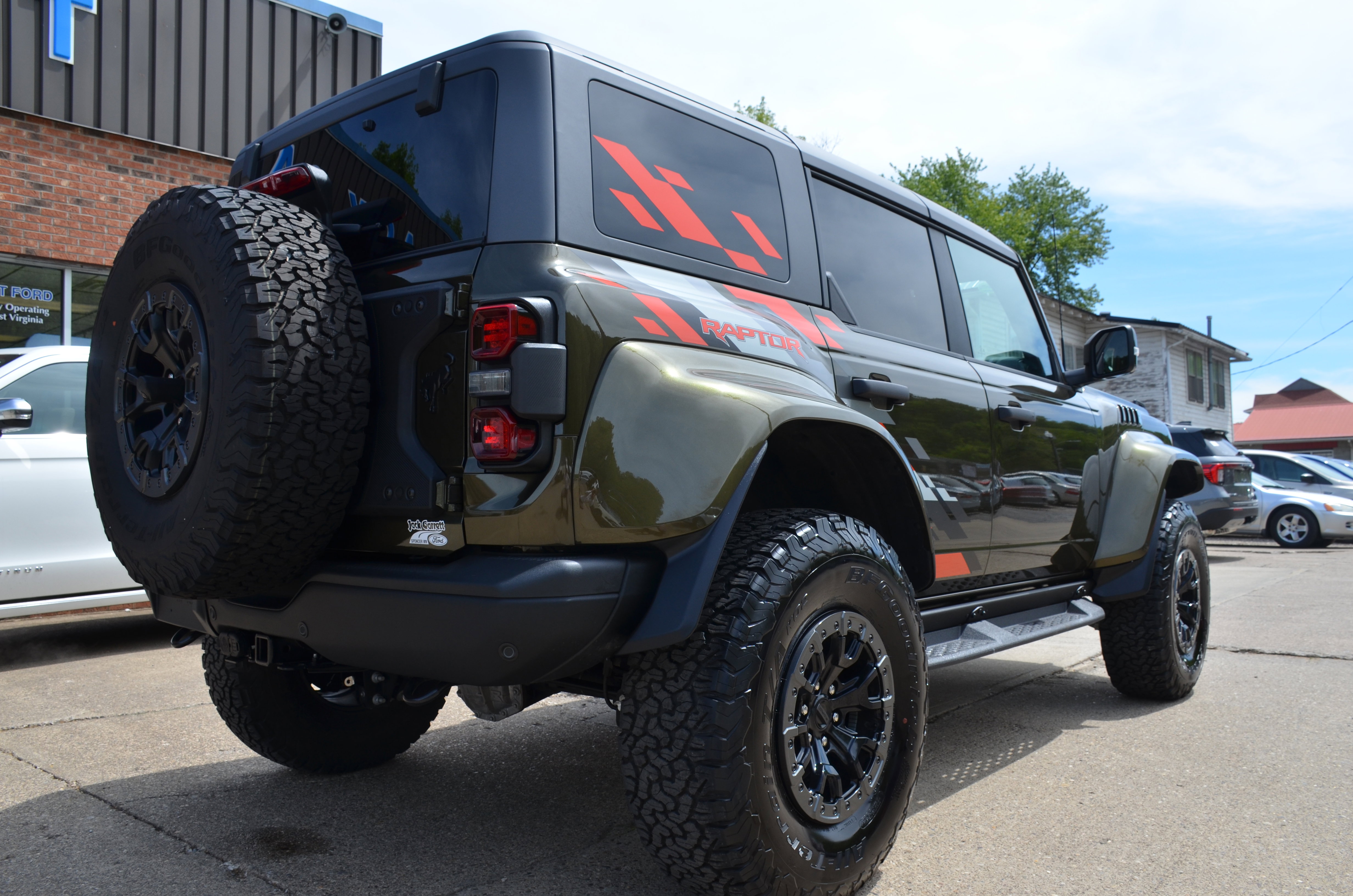 Used 2024 Ford Bronco Raptor AWD/4WD image 3