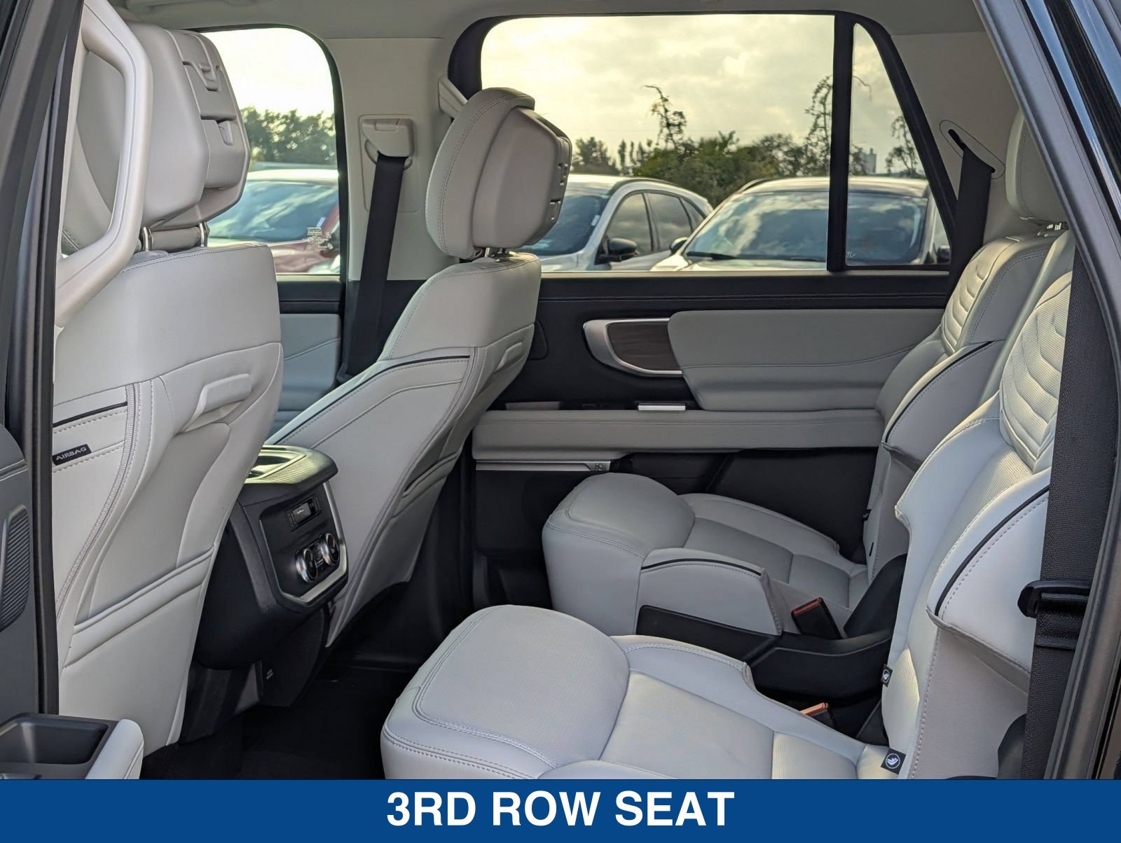 New 2026 Ford Expedition Max Platinum w/ Platinum Ultimate Package AWD/4WD image 20