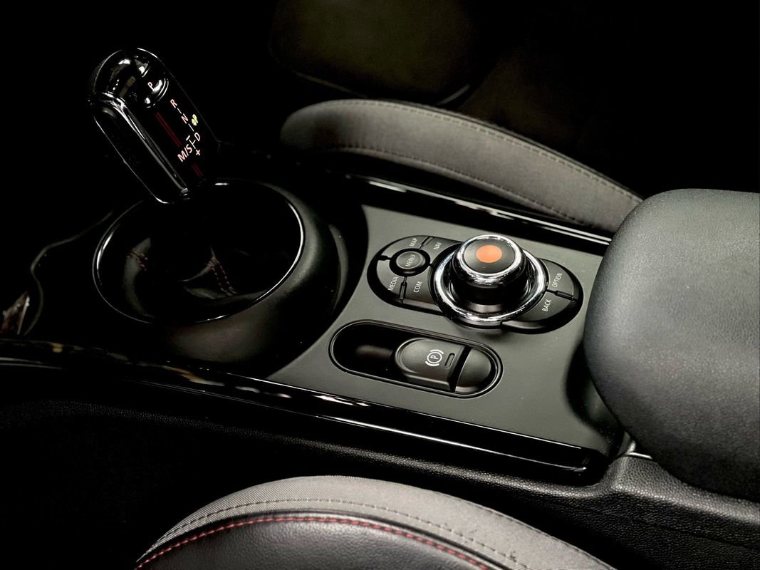 Used 2020 MINI Cooper Clubman John Cooper Works w/ Driver Assistance Package AWD/4WD image 28