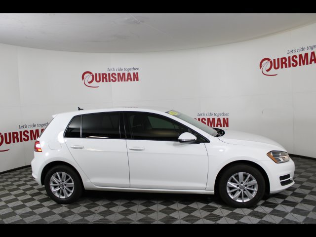 Used 2016 Volkswagen Golf S FWD image 9