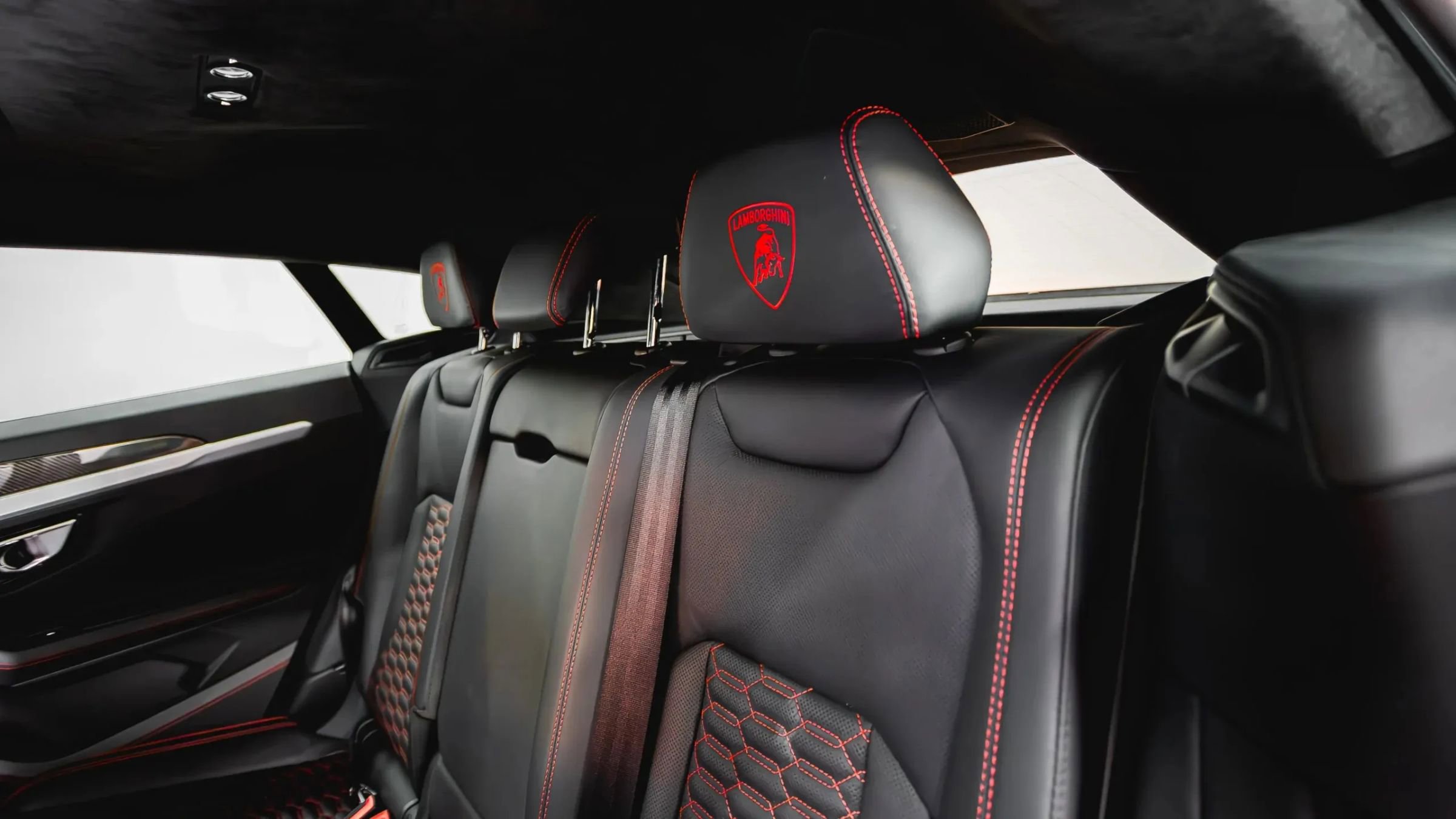 Used 2021 Lamborghini Urus image 28