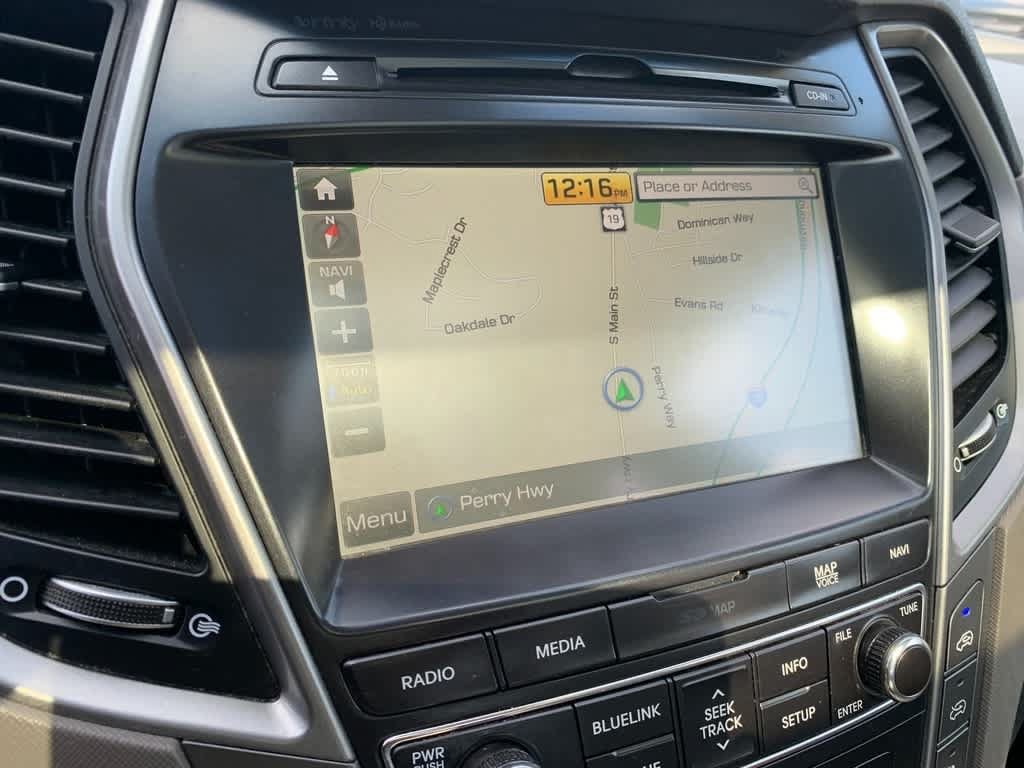 Used 2017 Hyundai Santa Fe Limited AWD/4WD image 26