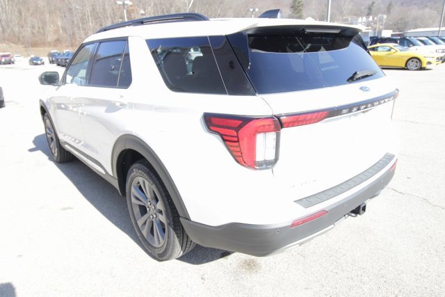 New 2025 Ford Explorer Active w/ Active Comfort Package image 5
