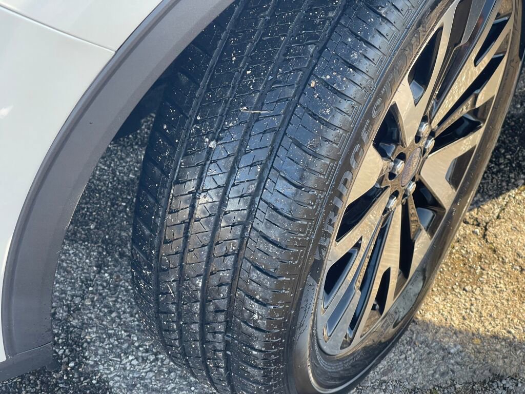 Used 2020 Ford Escape SEL image 28