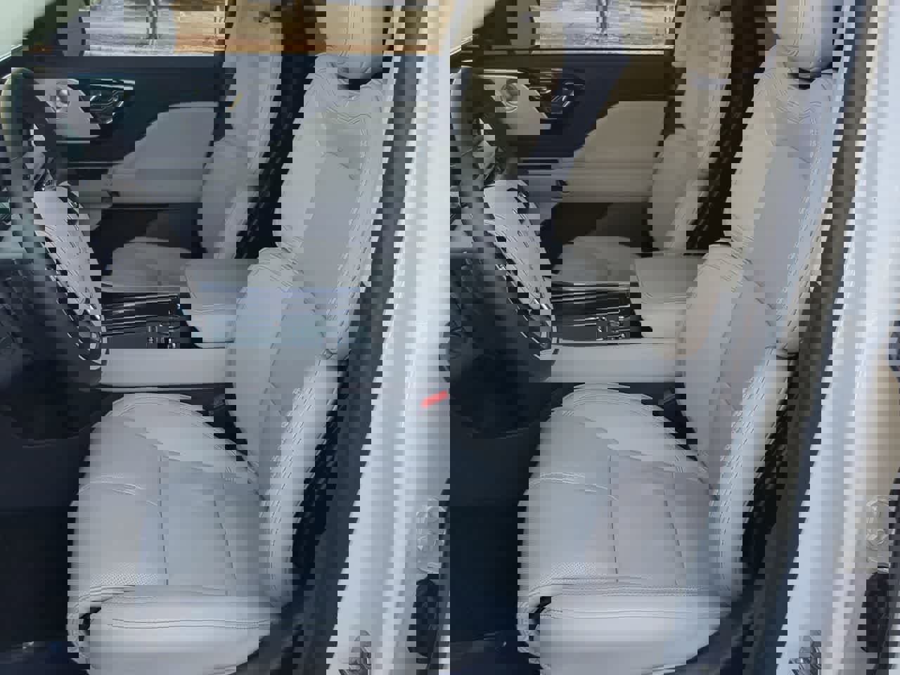 Used 2025 Lincoln Aviator Reserve w/ Luxury Package image 16