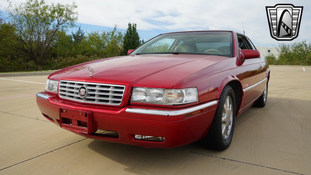 Used 2001 Cadillac Eldorado ESC w/ Comfort/Convenience Pkg image 2