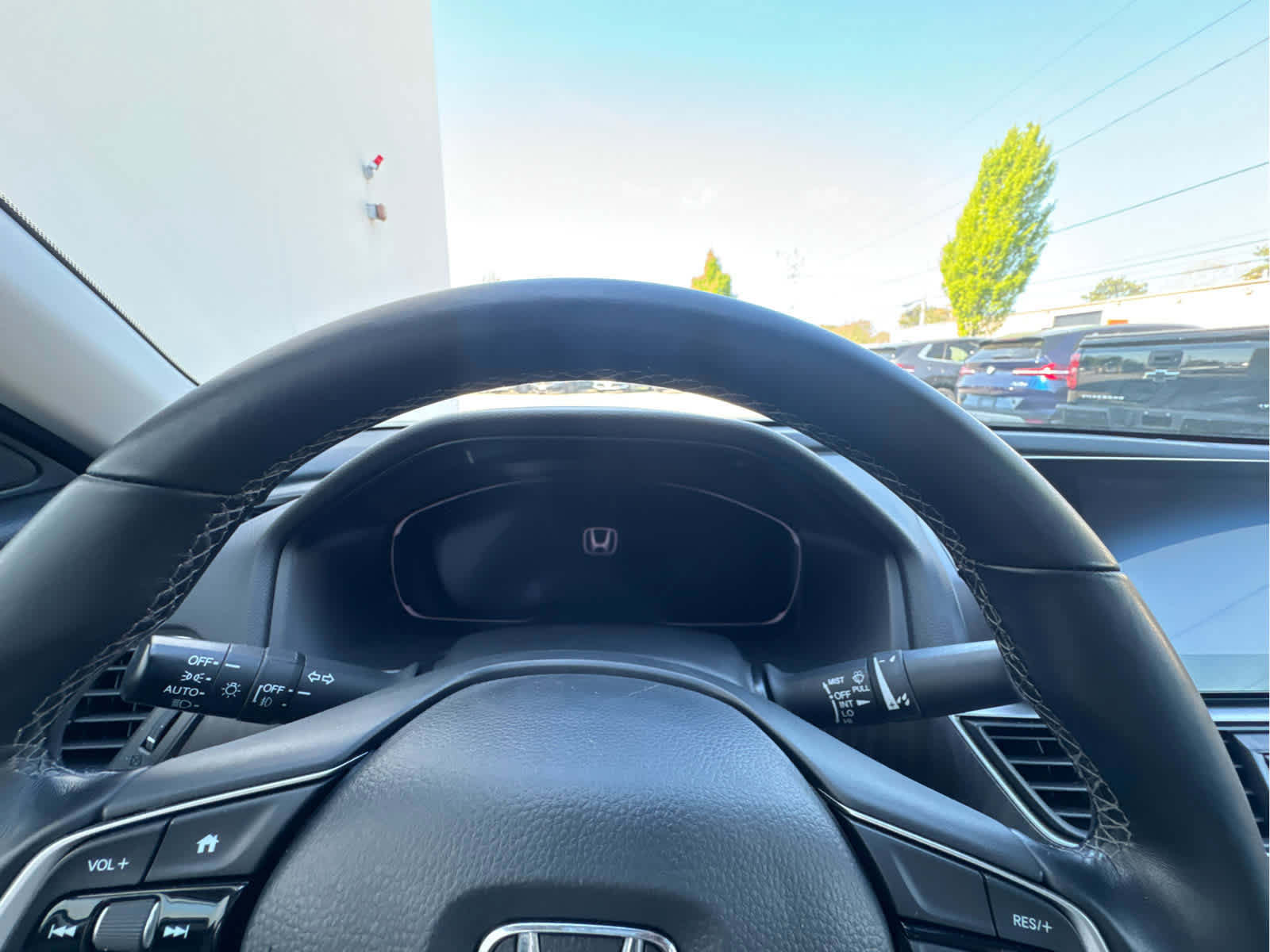 Used 2020 Honda Accord EX-L image 17