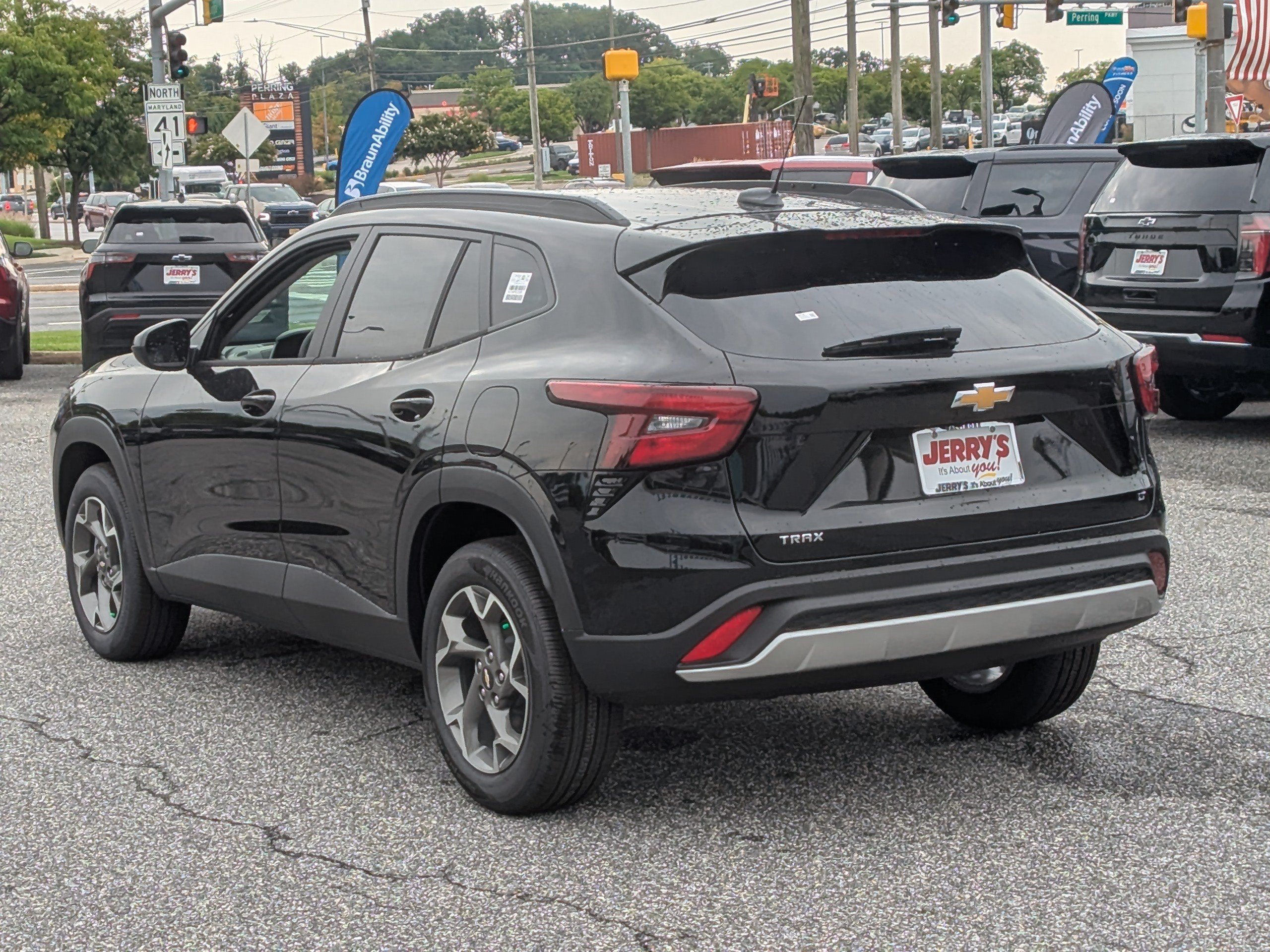 New 2026 Chevrolet Trax LT FWD image 5