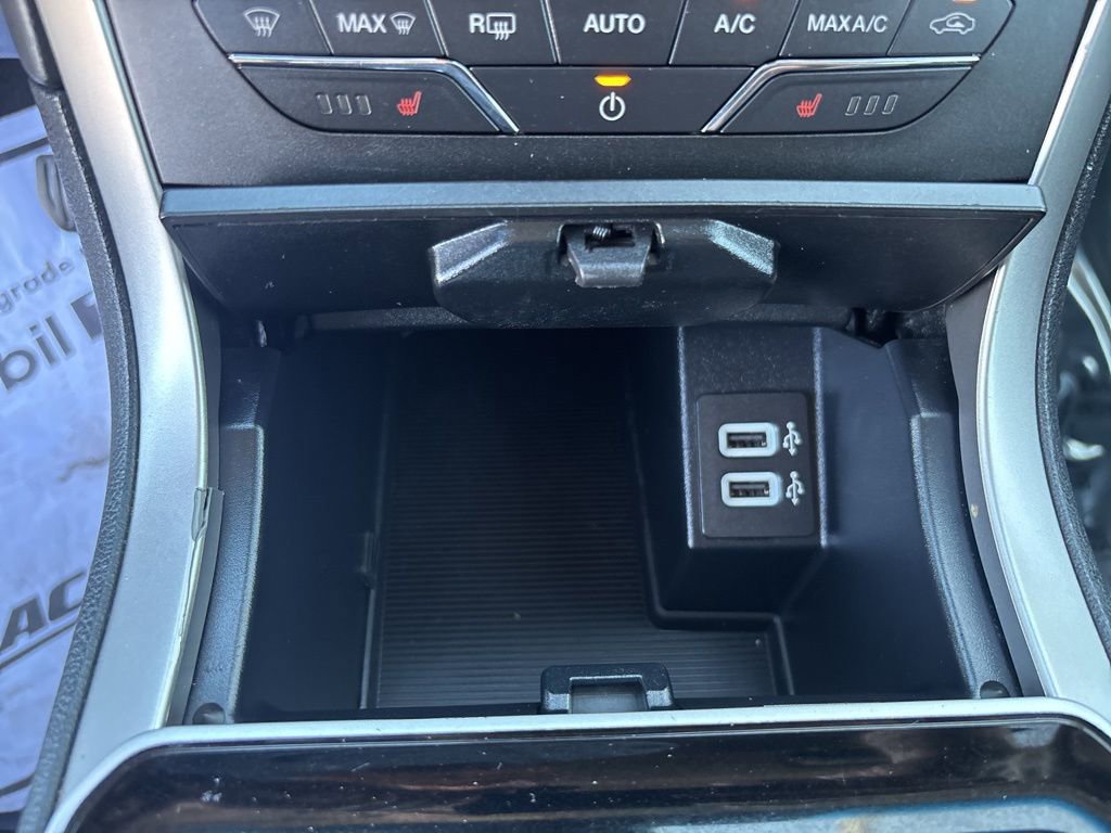 Used 2020 Ford Edge SEL image 25