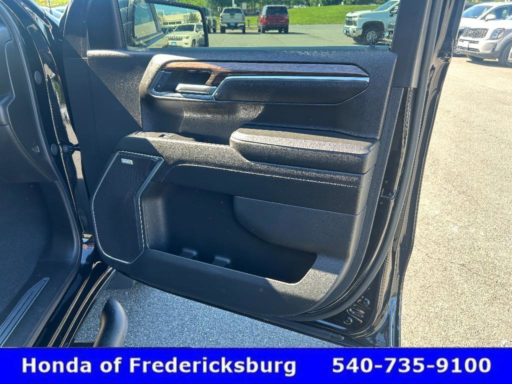 Used 2024 Chevrolet Silverado 1500 RST w/ Convenience Package II AWD/4WD image 13