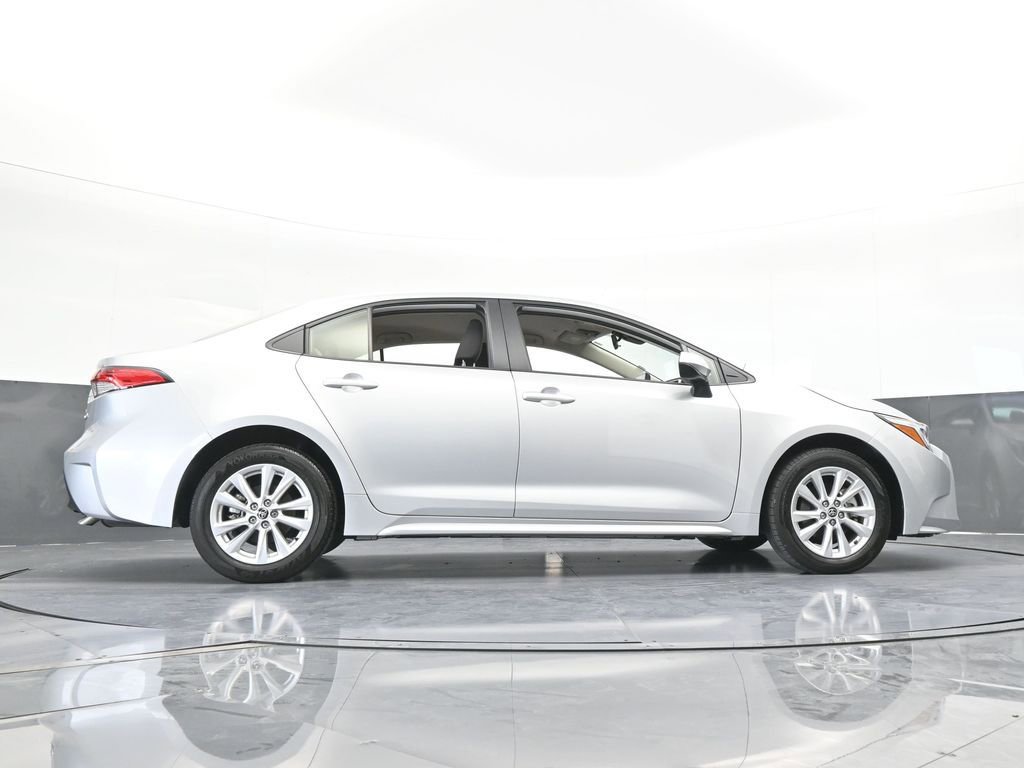 Used 2024 Toyota Corolla LE w/ LE Convenience Package image 50