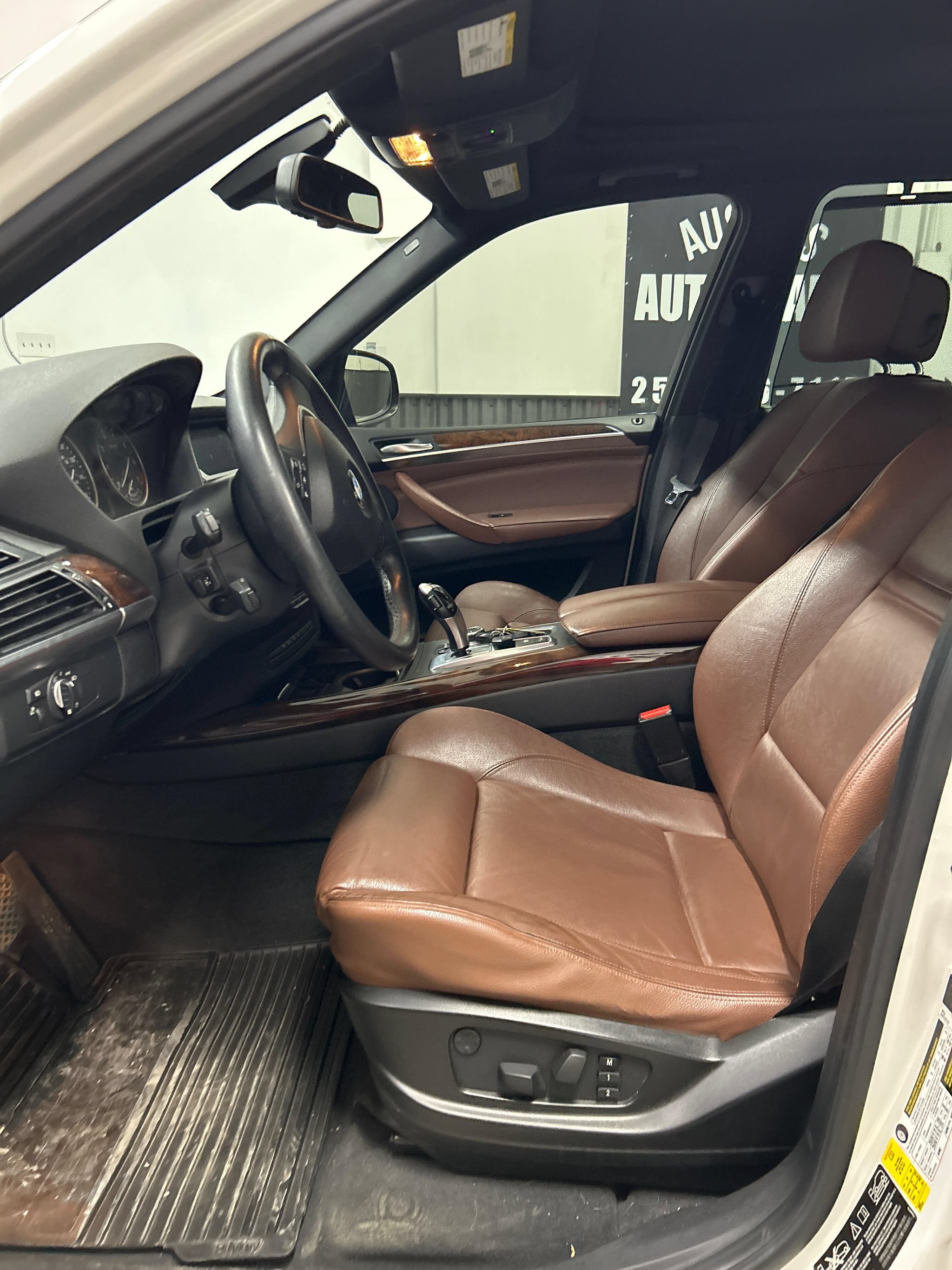 Used 2011 BMW X5 xDrive50i AWD/4WD image 8