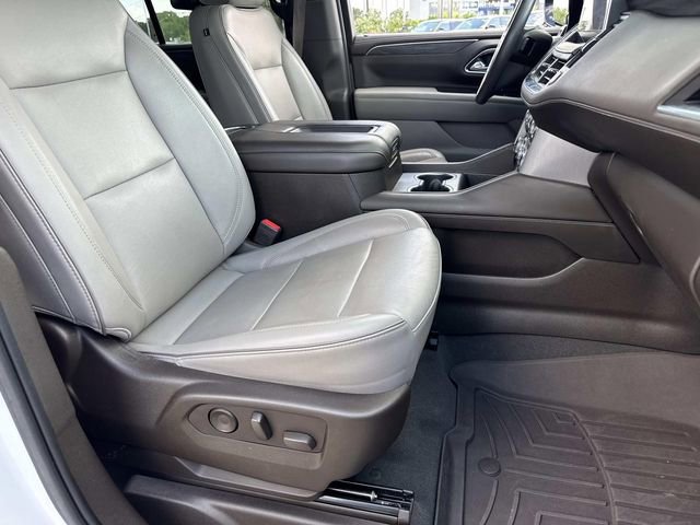 Used 2021 GMC Yukon SLT w/ SLT Premium Package RWD image 11