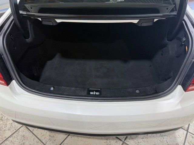 Used 2015 Mercedes-Benz E 400 4MATIC Coupe w/ Premium 1 Package image 29