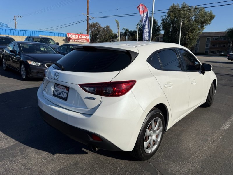 Used 2015 MAZDA MAZDA3 i Sport FWD image 8