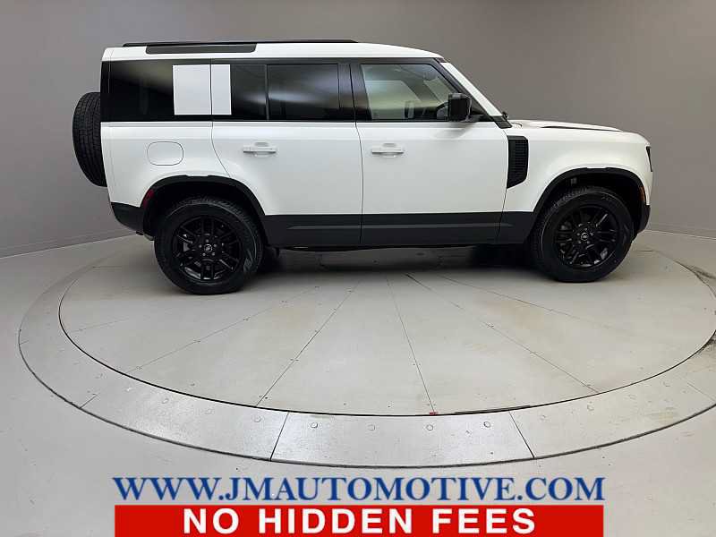 Used 2025 Land Rover Defender 110 S AWD/4WD image 6