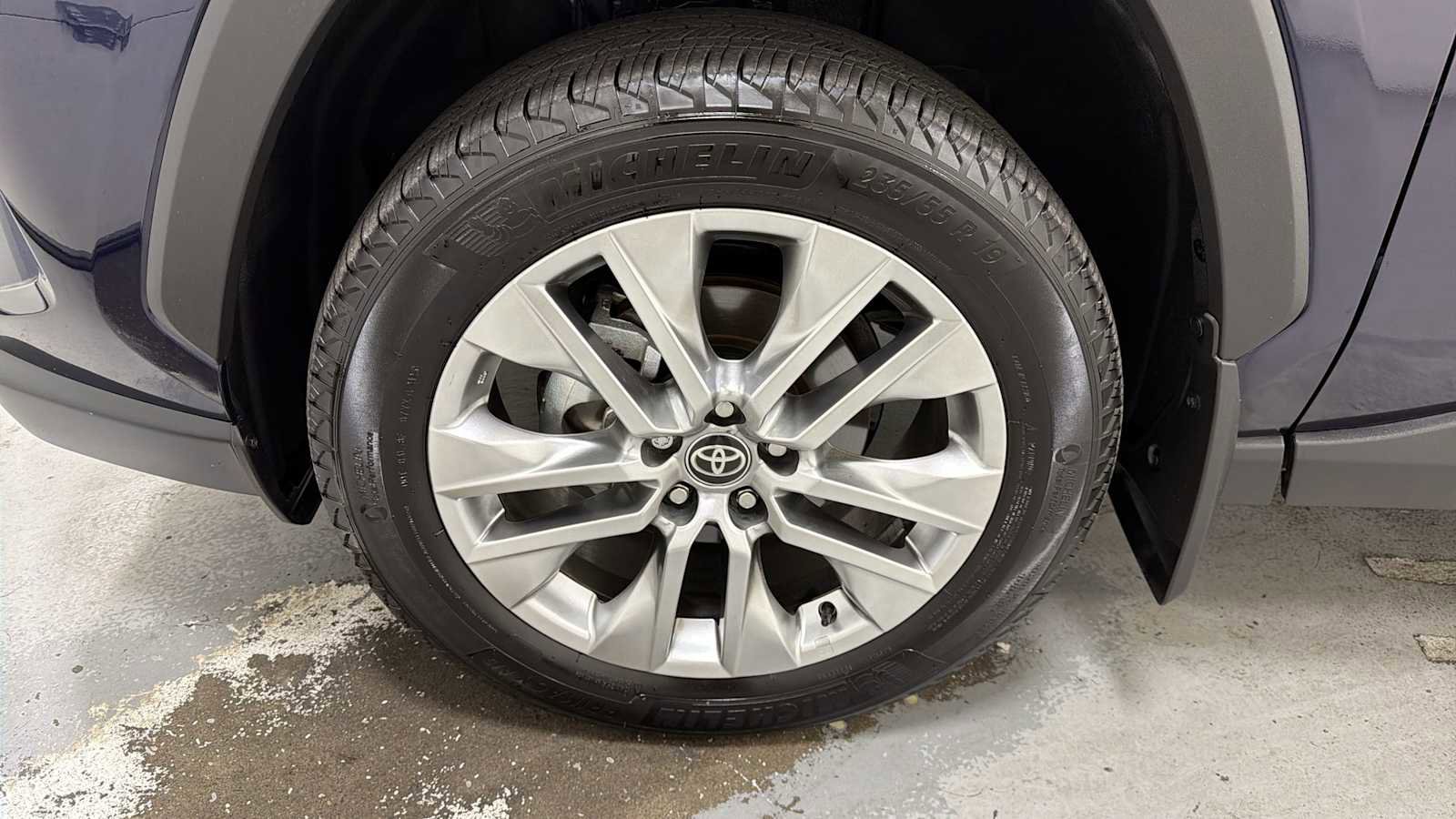 Certified 2025 Toyota RAV4 Limited image 10