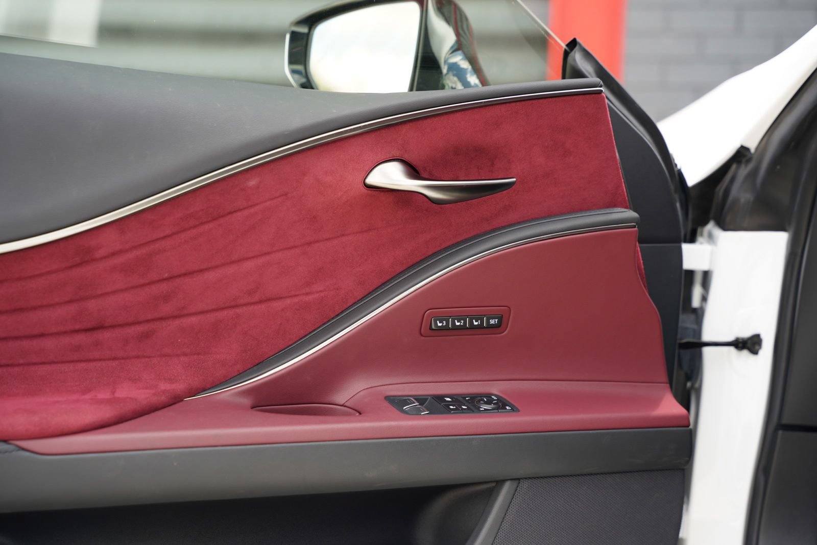 Used 2019 Lexus LC 500 Coupe w/ Sport Package RWD image 27