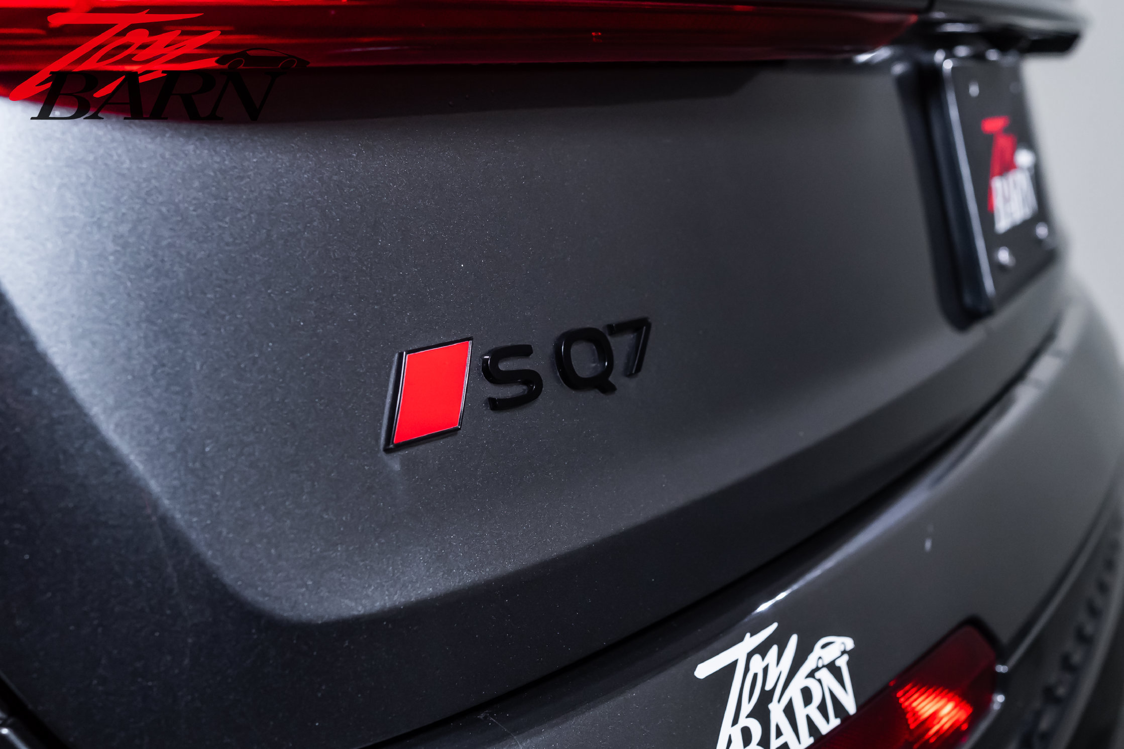Used 2025 Audi SQ7 Premium Plus AWD/4WD image 12