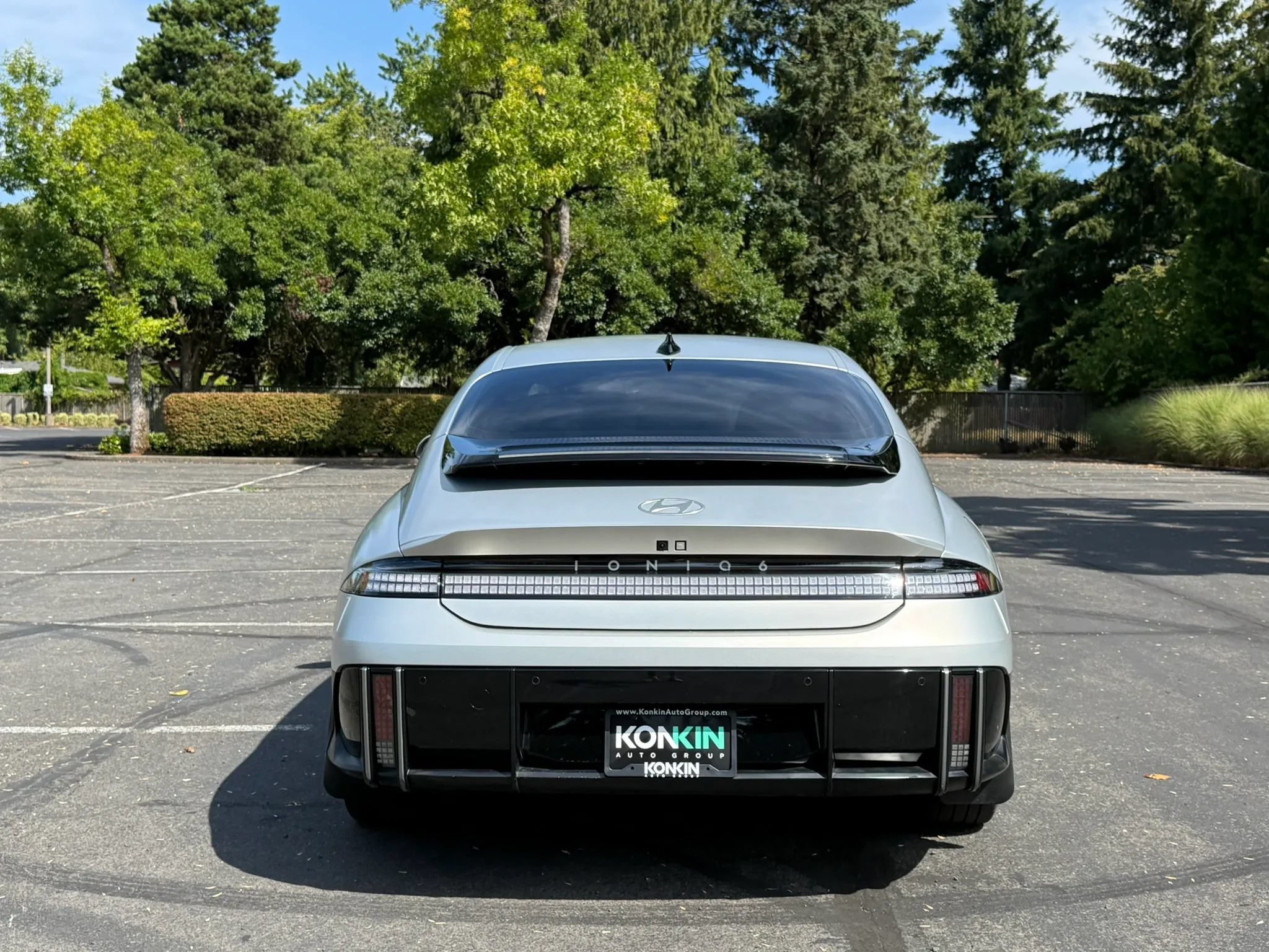 Used 2023 Hyundai Ioniq 6 SEL AWD/4WD image 5