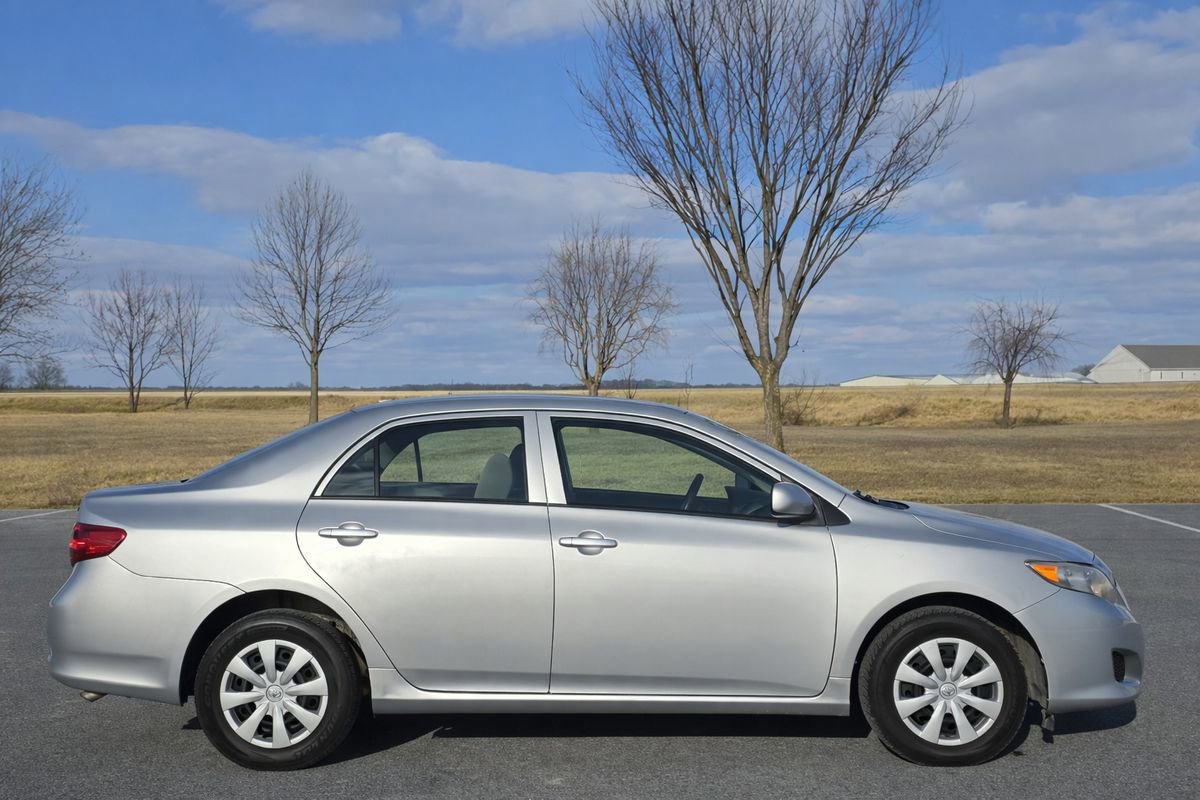 Used 2009 Toyota Corolla LE image 9