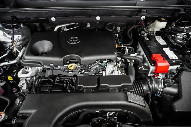 Used 2021 Toyota RAV4 XLE Premium image 26