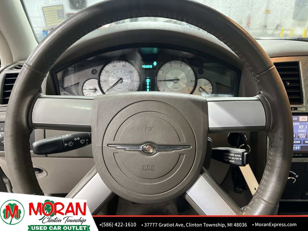 Used 2008 Chrysler 300 Touring image 18