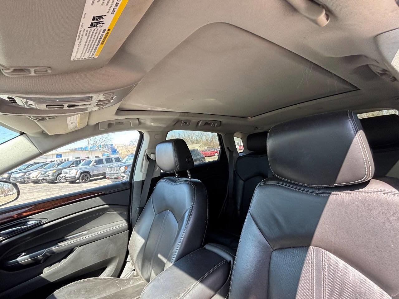 Used 2014 Cadillac SRX Premium image 4