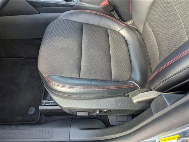 New 2025 Ford Escape ST-Line w/ Equipment Group 301A image 3