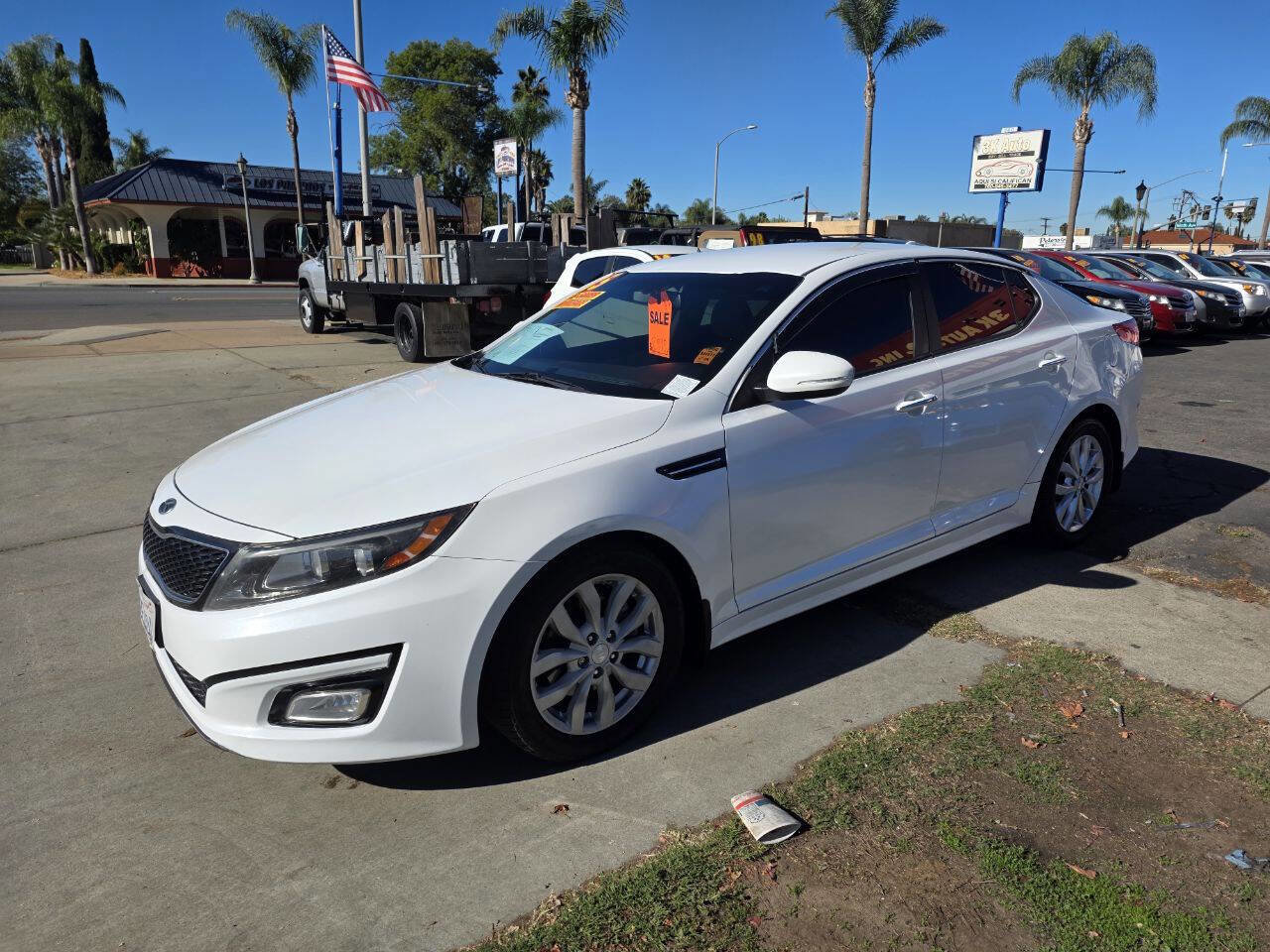 Used 2015 Kia Optima EX image 3