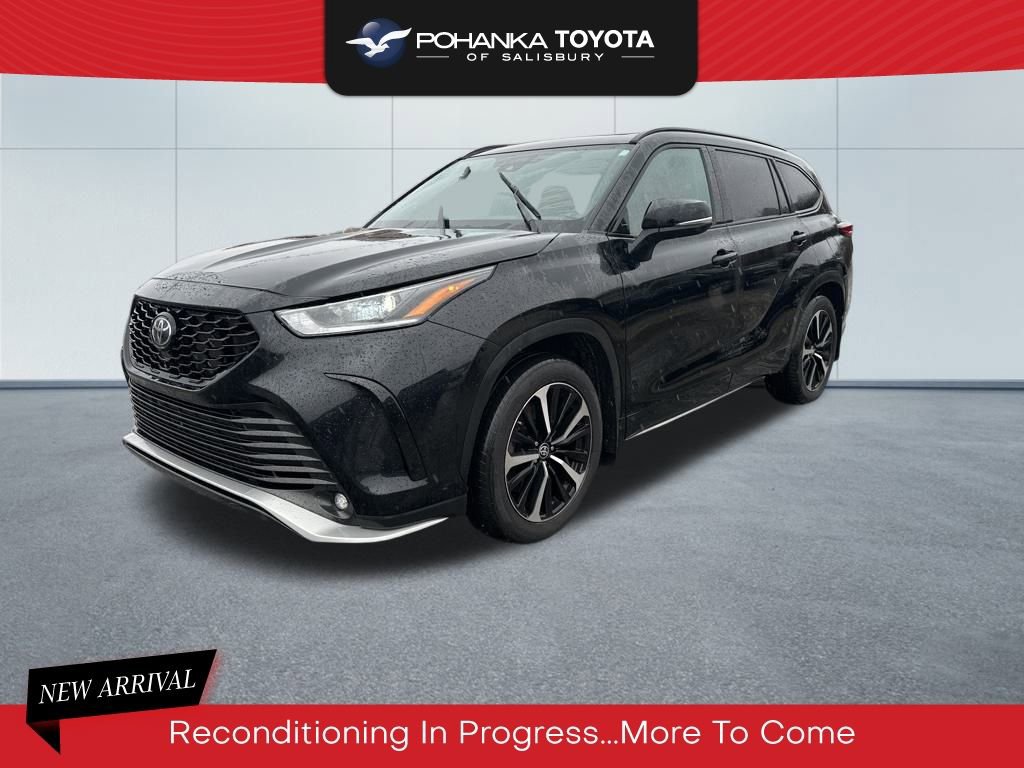 Used 2022 Toyota Highlander XSE