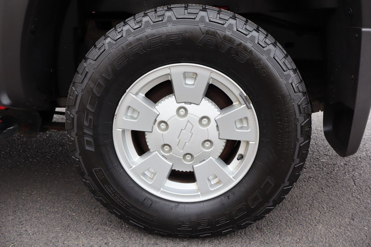 Used 2005 Chevrolet Colorado LS image 38