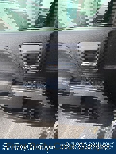 Used 2017 Chevrolet Silverado 1500 LT w/ True North Edition AWD/4WD image 19