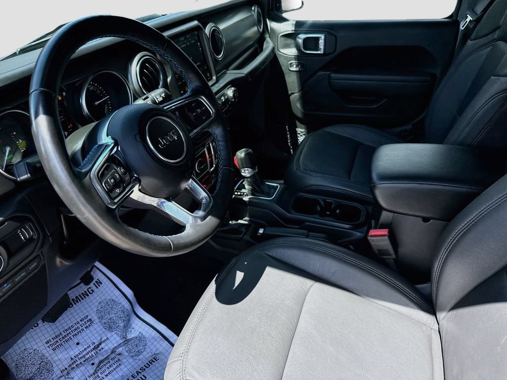 Certified 2023 Jeep Wrangler Unlimited Rubicon 4xe w/ Cold Weather Group AWD/4WD image 25