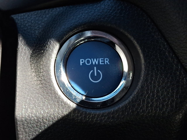 Used 2022 Toyota RAV4 XLE image 23