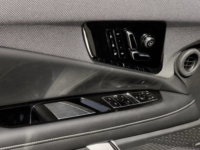 New 2026 Cadillac Optiq Sport 2 AWD/4WD image 20