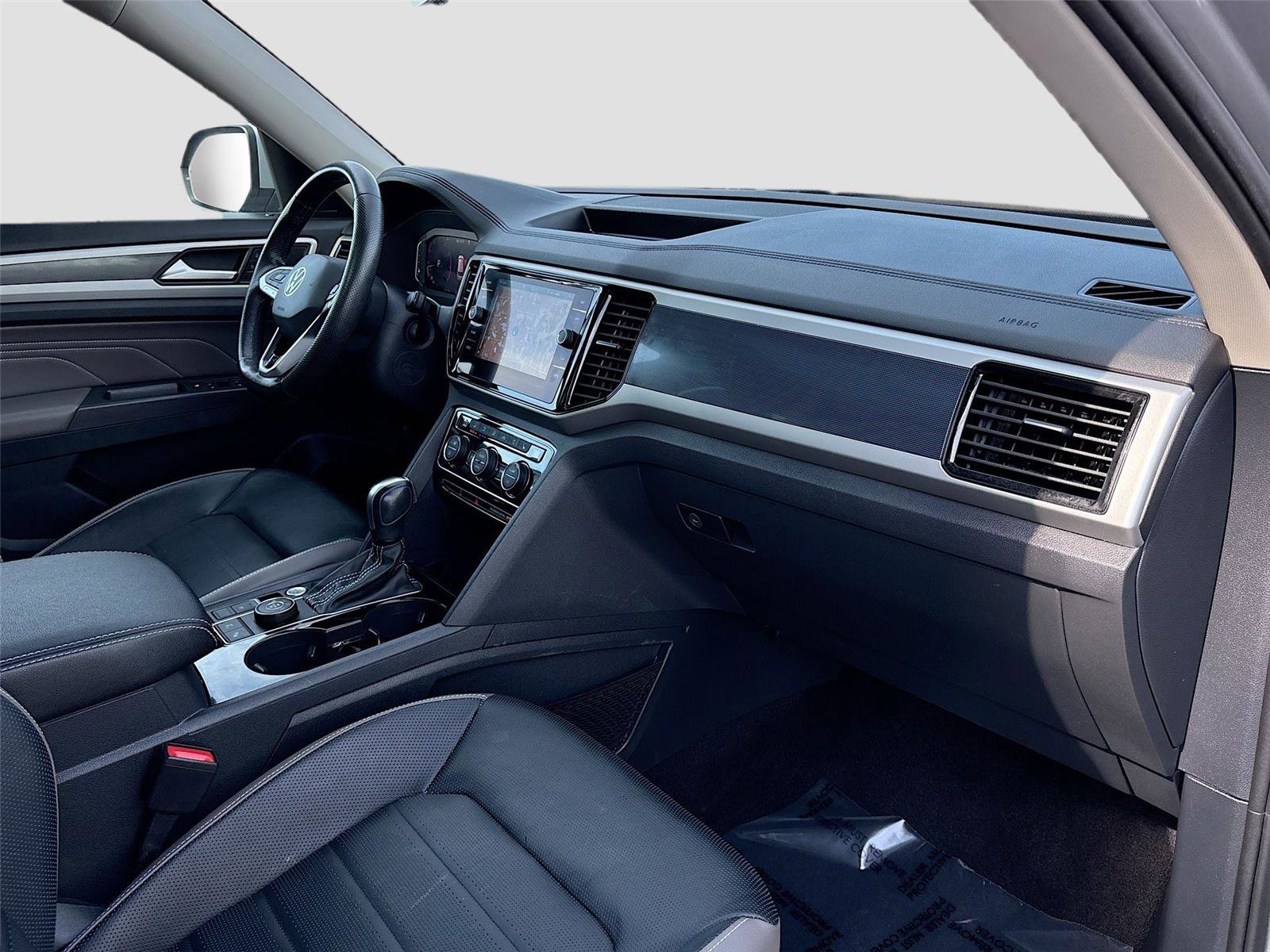 Used 2021 Volkswagen Atlas SEL Premium image 35