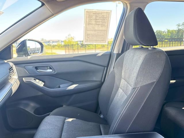 Used 2025 Nissan Rogue SV FWD image 22