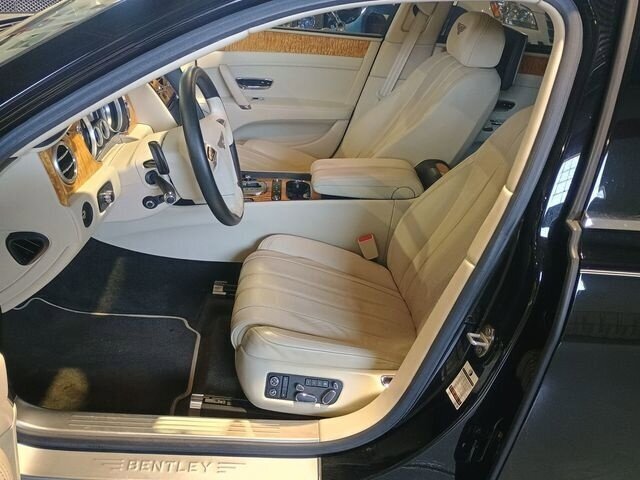 Used 2015 Bentley Flying Spur V8 AWD/4WD image 32
