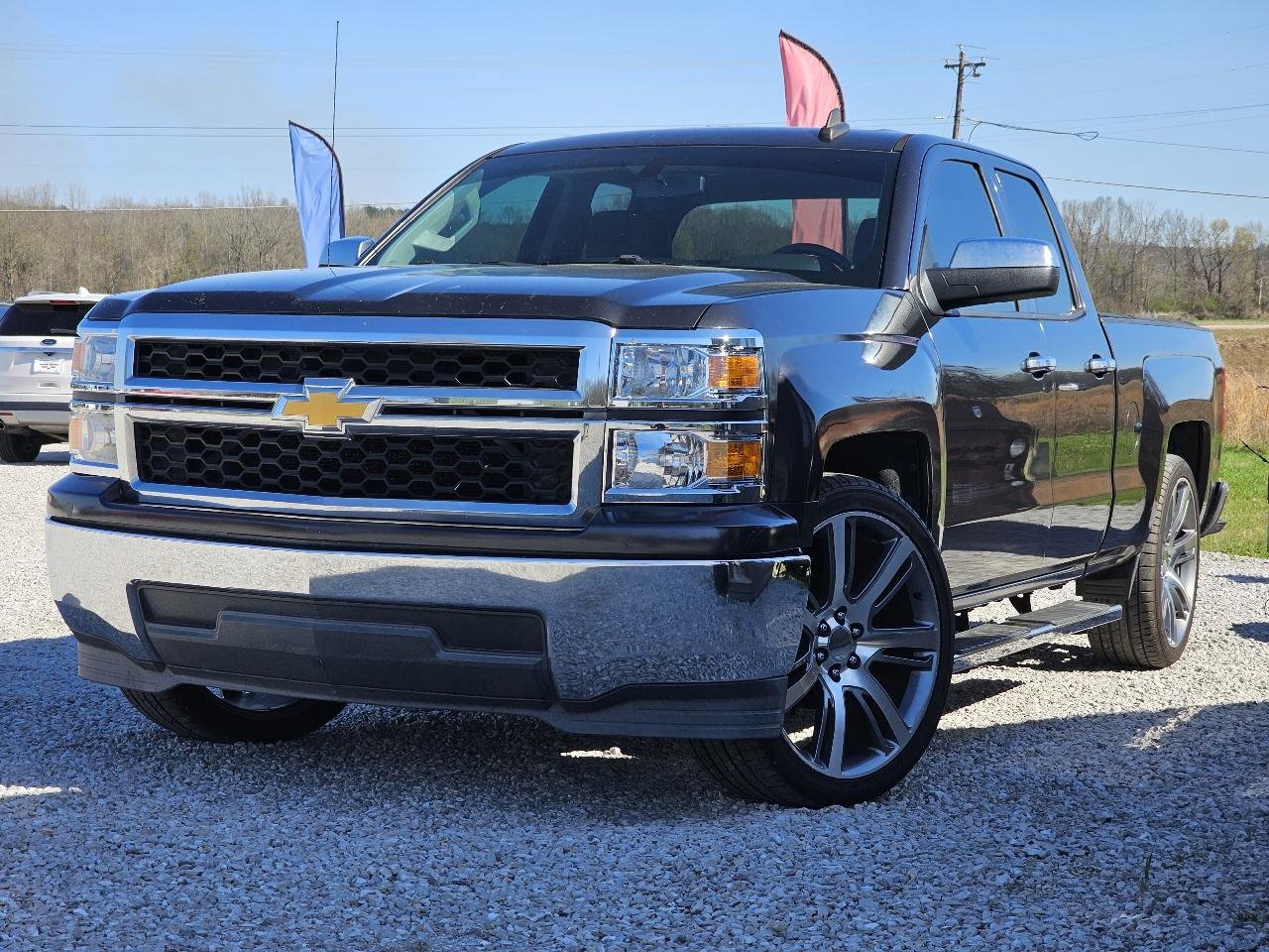Used 2015 Chevrolet Silverado 1500 LS w/ Trailering Package image 2