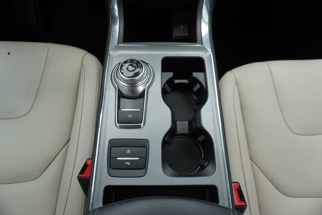 Used 2021 Ford Edge Titanium image 18