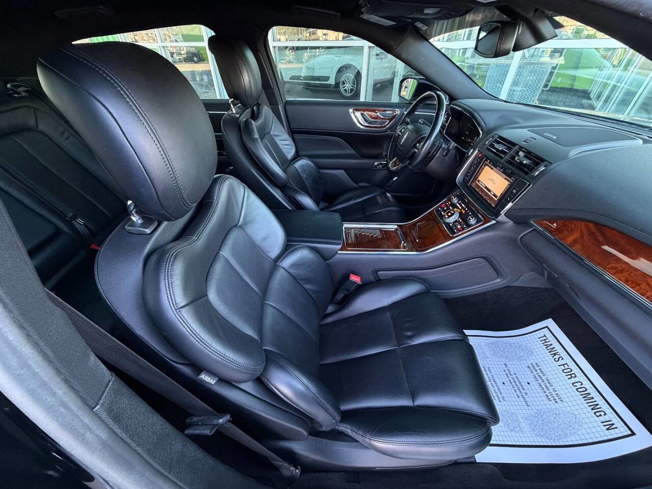 Used 2017 Lincoln Continental Select AWD/4WD image 18